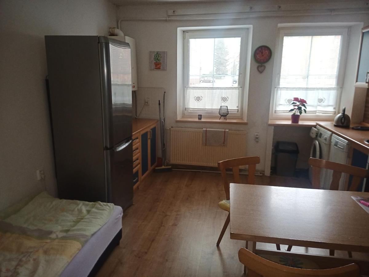 Na červené louce apartmán Cheb Apartamento Exterior foto