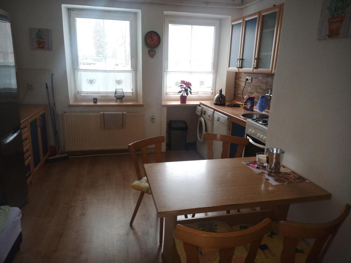 Na červené louce apartmán Cheb Apartamento Exterior foto
