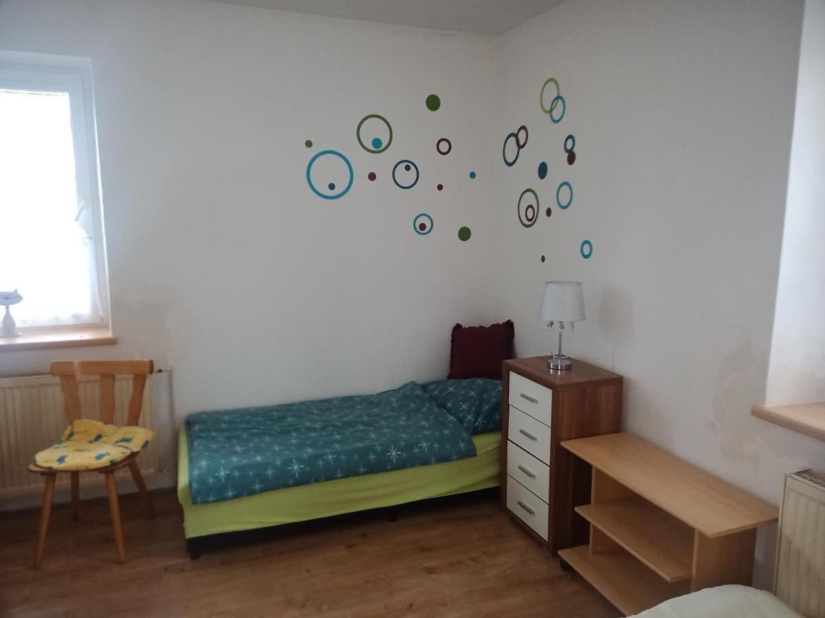 Na červené louce apartmán Cheb Apartamento Exterior foto